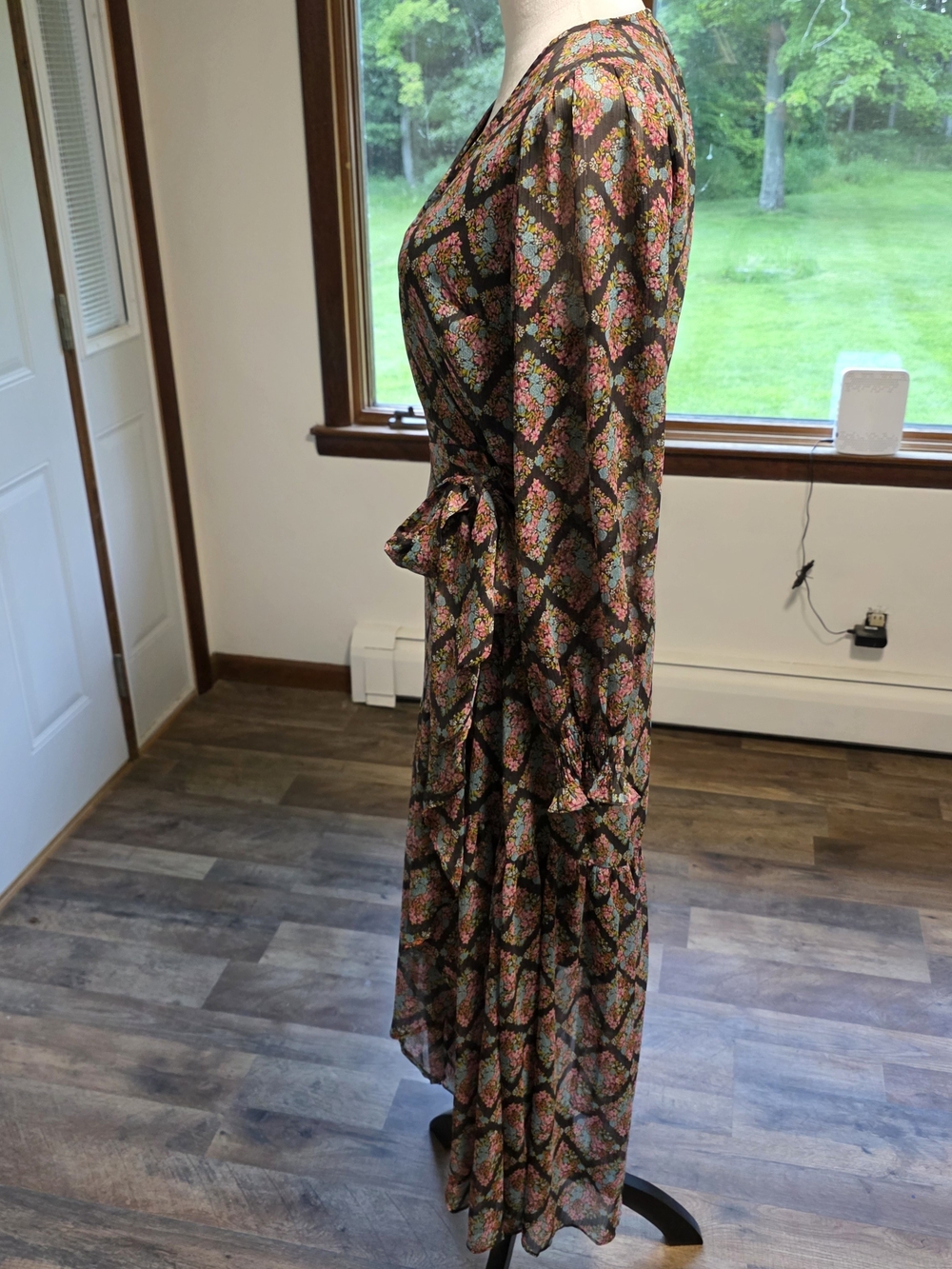 LC Lauren Conrad Boho Floral Diamond Wrap Dress - Picture 6 of 7